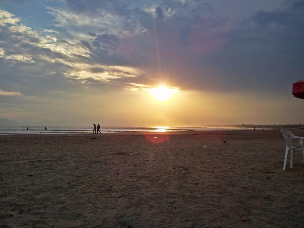 Pousada Raios De Sol Indaia 伯迪亚哥 外观 照片